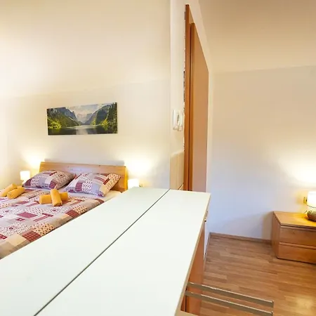 Apartment Pr' Pavleto *