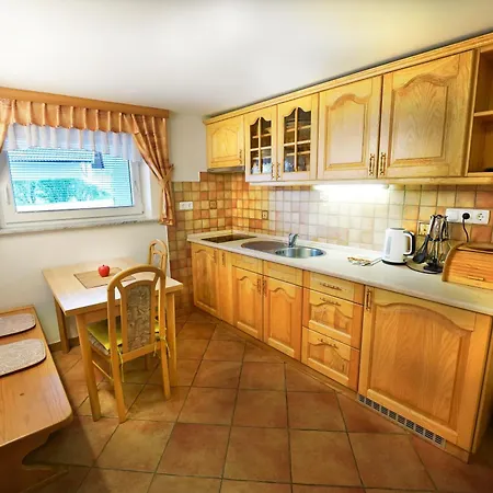 Apartment Pr' Pavleto *